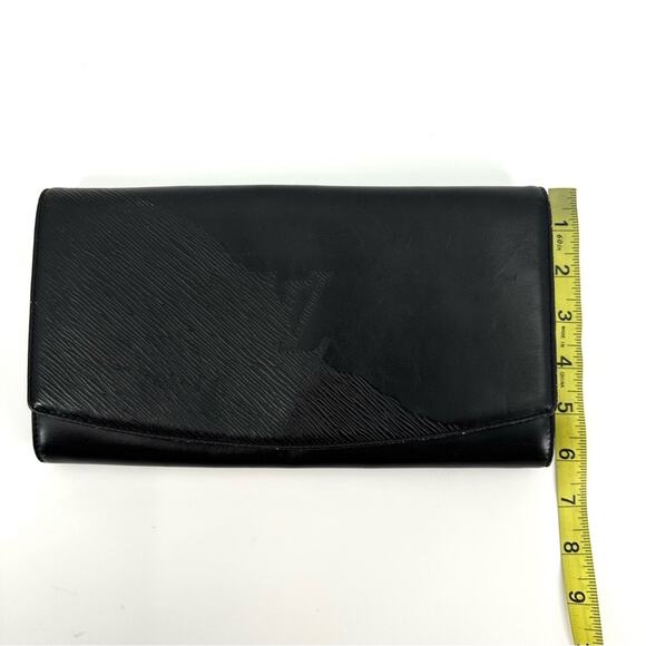 Louis Vuitton Opera clutch in black leather - Picture 15 of 15